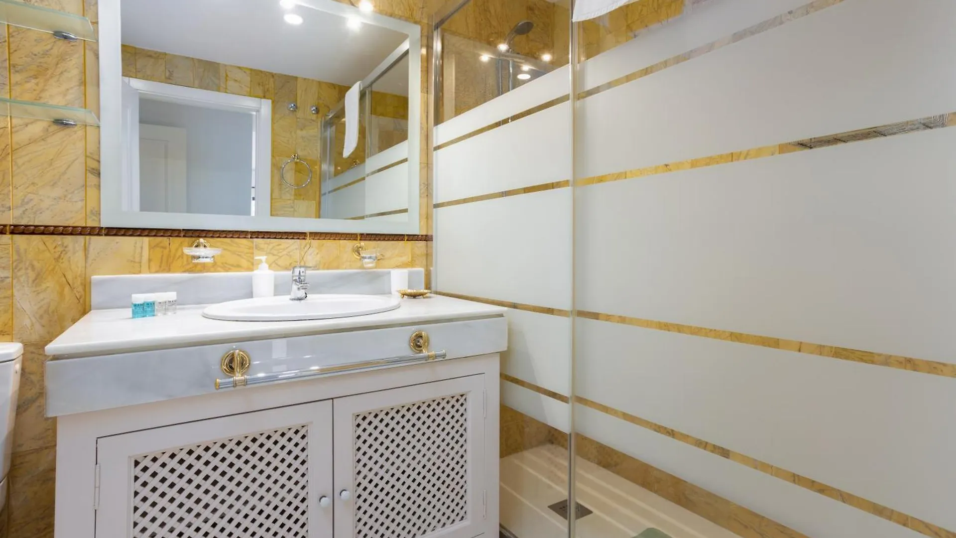 Two Bedrooms Apartment Marbella Center